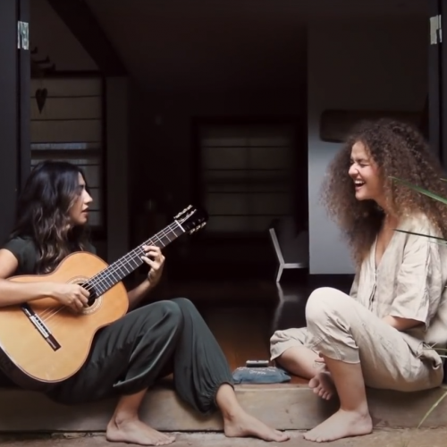a-dupla-anavitoria-no-clipe-de-me-conta-da-tua-janela