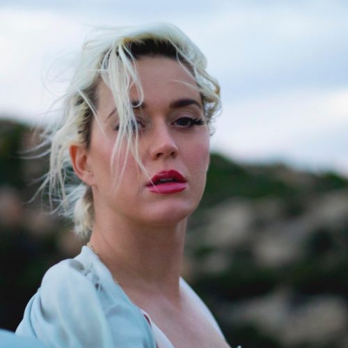 katy-perry-daisies