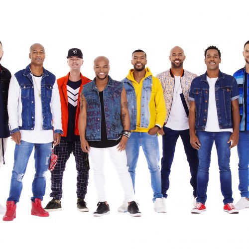 Turma do Pagode fará live show em cine drive-in