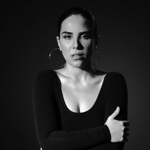 Abordando relacionamentos abusivos, Wanessa Camargo lança "Lábios de Navalha"