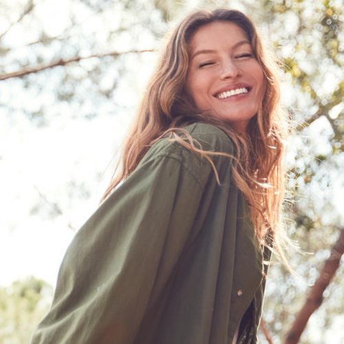 Gisele Bündchen se une ao aplicativo Insight Timer para incentivar a meditação