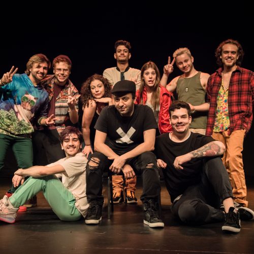 Com temática jovem, peça 'Querubim' estreia em SP