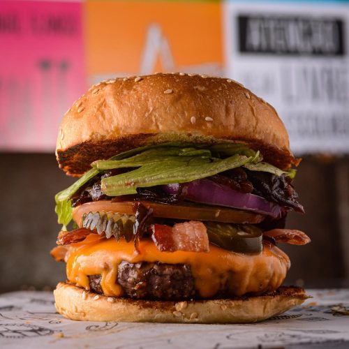 Vinil Burger chega ao bairro da Mooca por meio do delivery