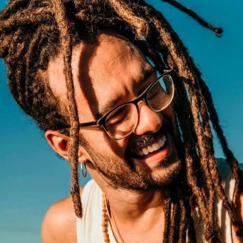 Gabriel Elias lança novo álbum "Música Pra.Curar Brasileira"