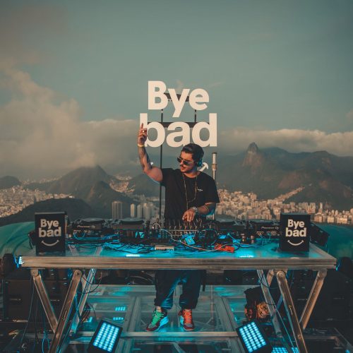 Vintage Culture e Bye Bad se unem para gravação especial