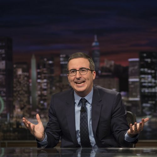 'Last Week Tonight With John Oliver' retorna para a 8ª temporada!