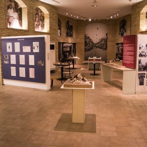 Exposição "Em algum lugar... O Edén", no Memorial do Holocausto