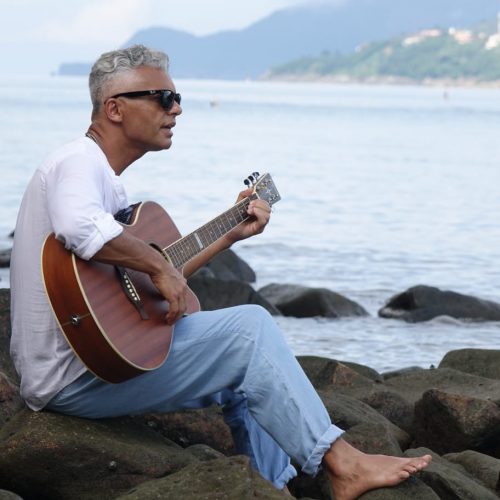 Aroeira lança "Não Precisei dizer Nada"