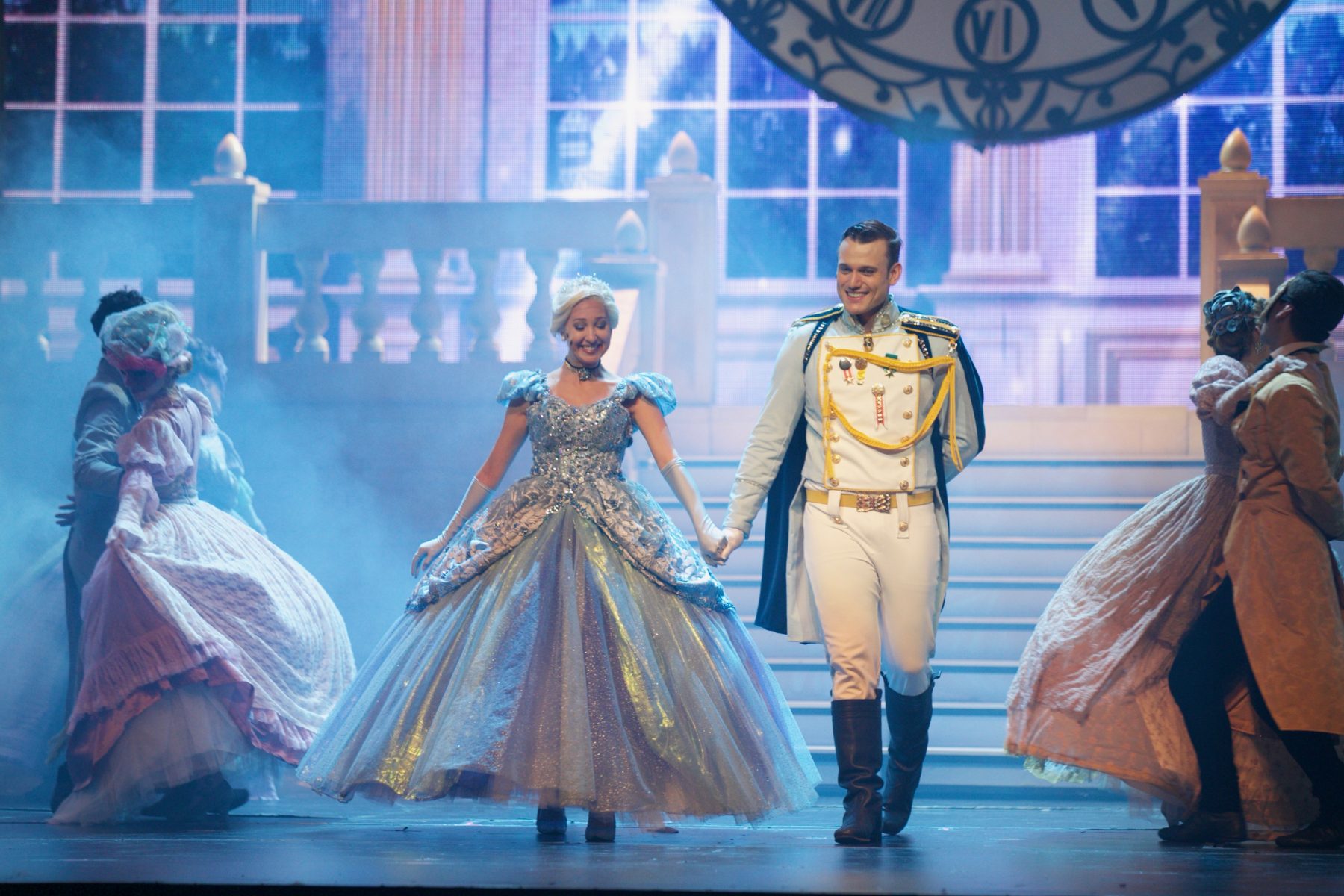 Musical 'Cinderella' estreia no Teatro Bradesco