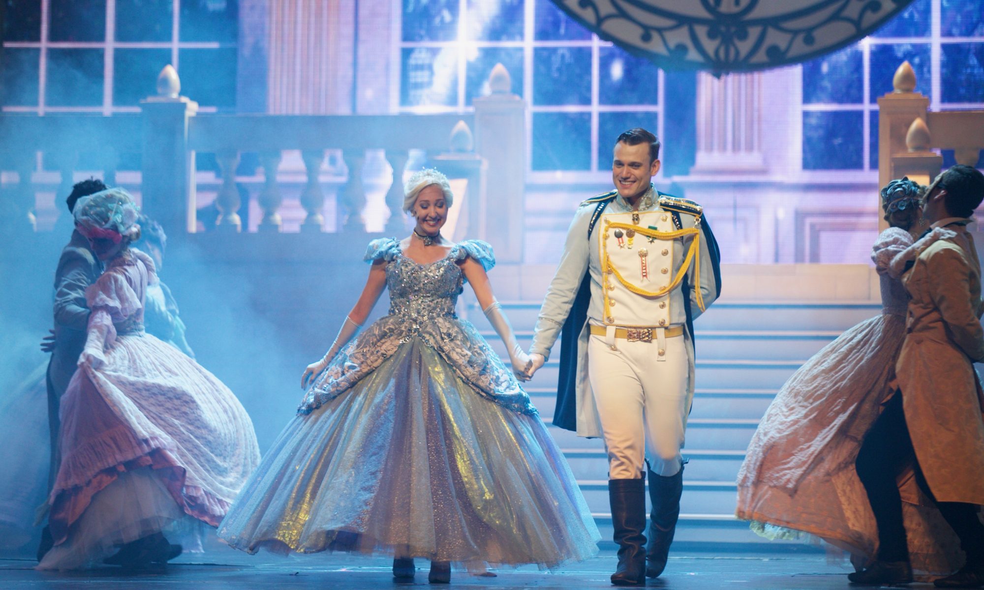 Musical 'Cinderella' estreia no Teatro Bradesco
