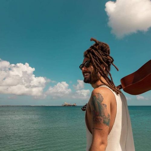 Gabriel Elias lança ‘Baby Doll’, primeiro single inédito do ano